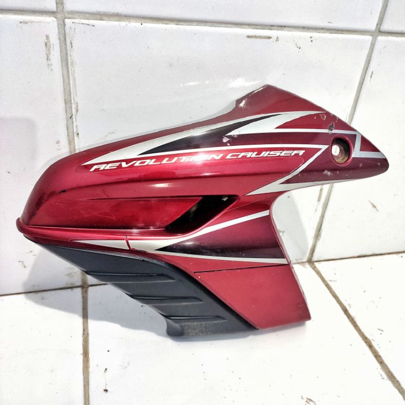 sayap tangki kiri Honda Tiger Revo merah bekas striping original copotan