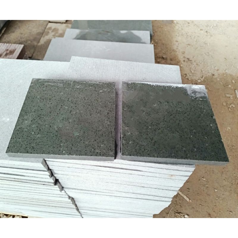 Granit Lantai Abu - Abu Ukuran 30 x 30 Cm
