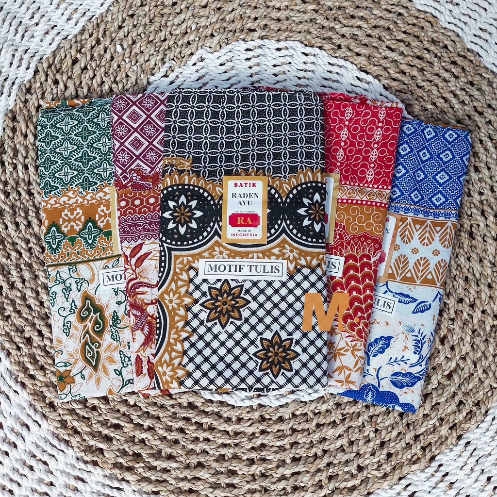 Taplak Meja Batik Raden Ayu Motif Tulis Segi Empat (Random)