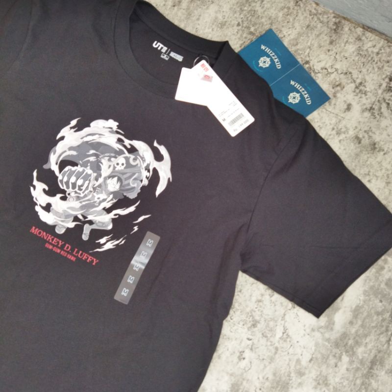 kaos uniqlo one piece original kaos anime luffy