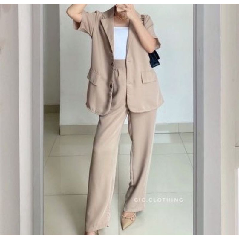 GIC CLOTHING SET NEW