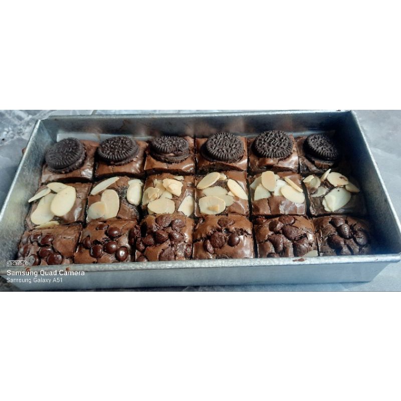 

Fudgy Brownies(18sekat)