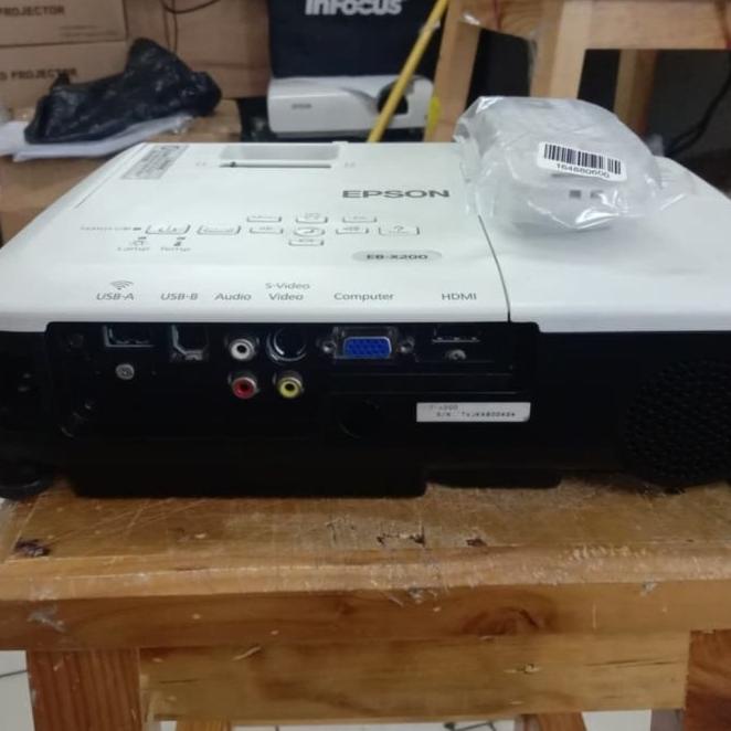 Proyektor Second Epson Eb X200 Second Like New