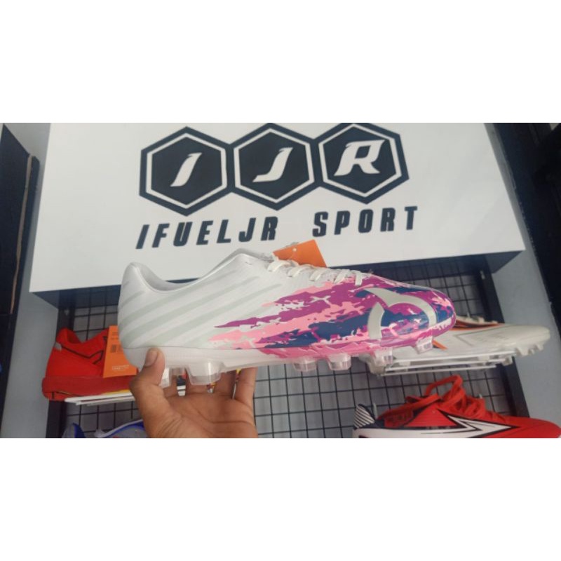 Sepatu Bola Ortuseight Catalyst Chimera FG