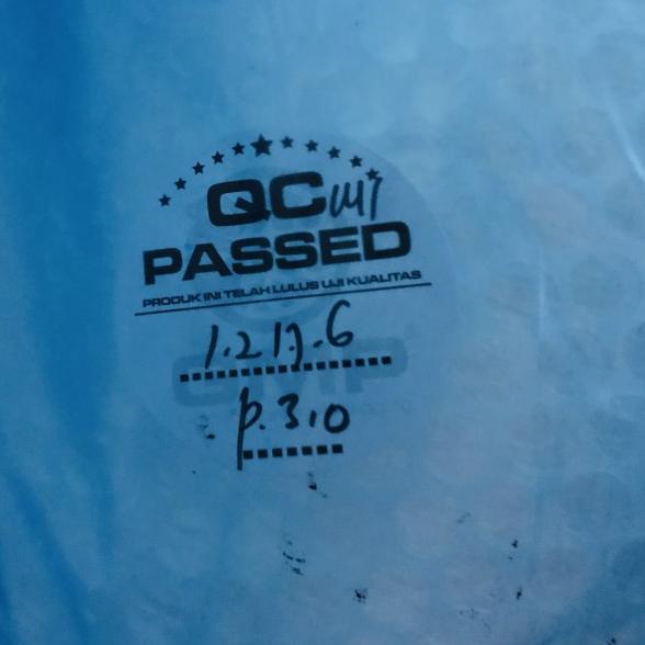 

Bubble wrap Bening / hitam Tebal 125cm x 50M merk GMP 3KG - Bening