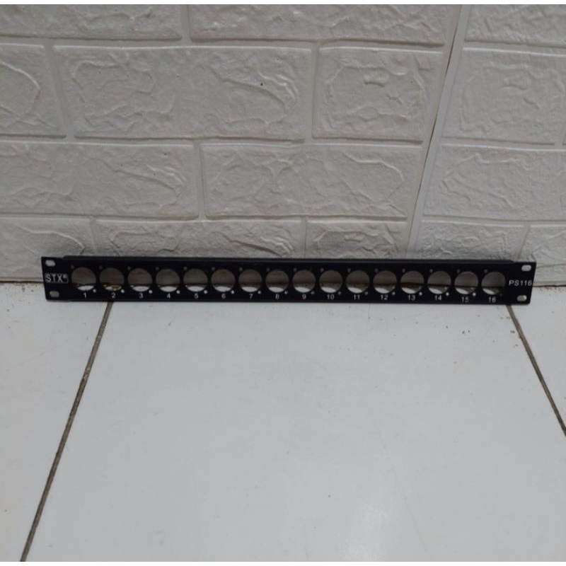 STX Panel Speakon 1U 16 Lubang PS116 / STX PS116 Panel spikon 16 Lubang STX PS116