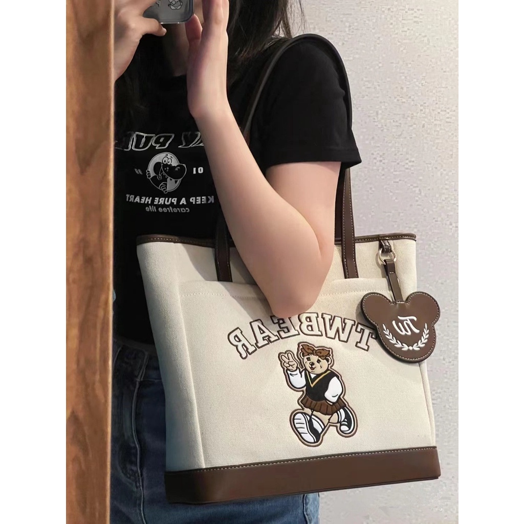 Sera TeenieWeenie Tote Bag TW Bear Class Commuting One Shoulder Portable Kapasitas Besar College Wind Bag