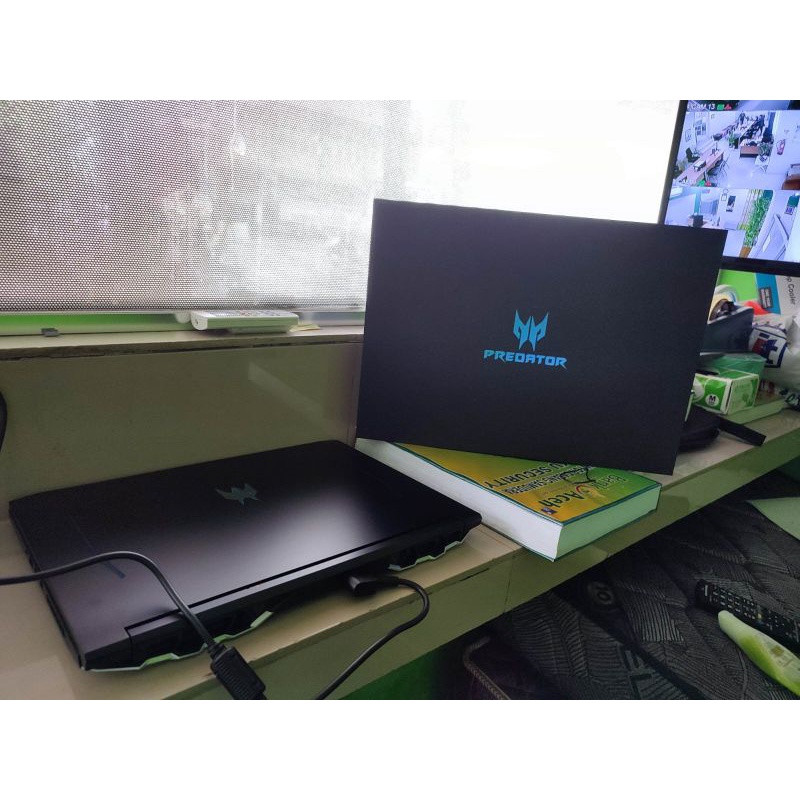 Acer Predator Helios 300 with RTX 3070 [PH315-53-7045 i7-10870H