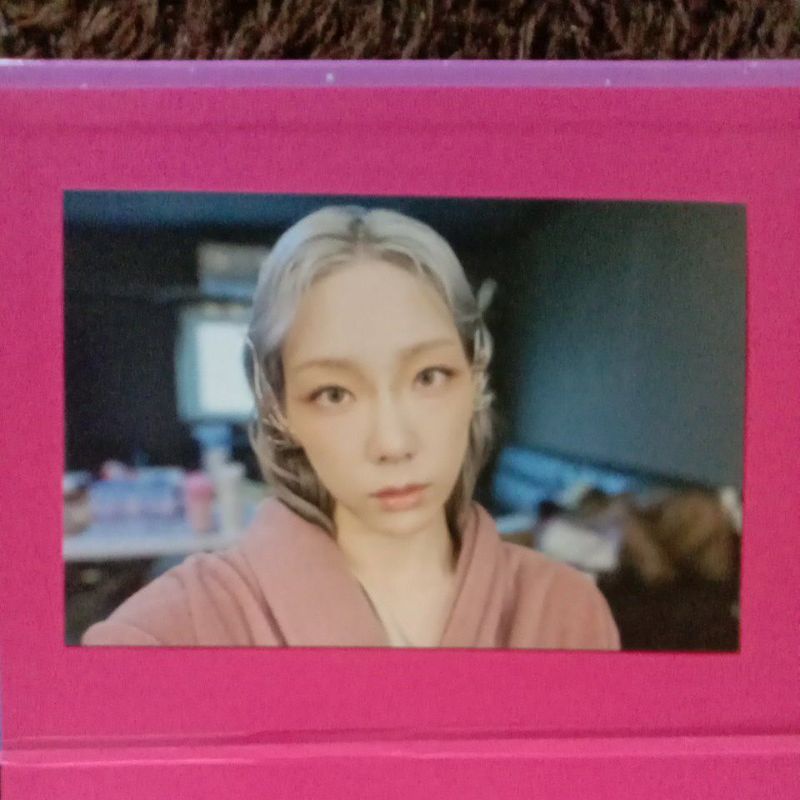 Taeyeon INVU album POB bene mecima fansign special postcard