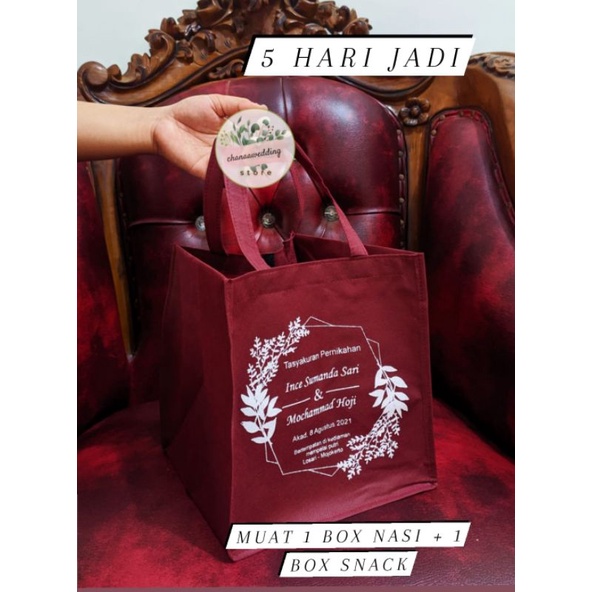

Tas Souvenir Pernikahan, Tas berkat, Tas Haul, Tas khitan , Tas souvenir Kematian, Tas Tasyakuran, Goodie bag, Tas idul fitri