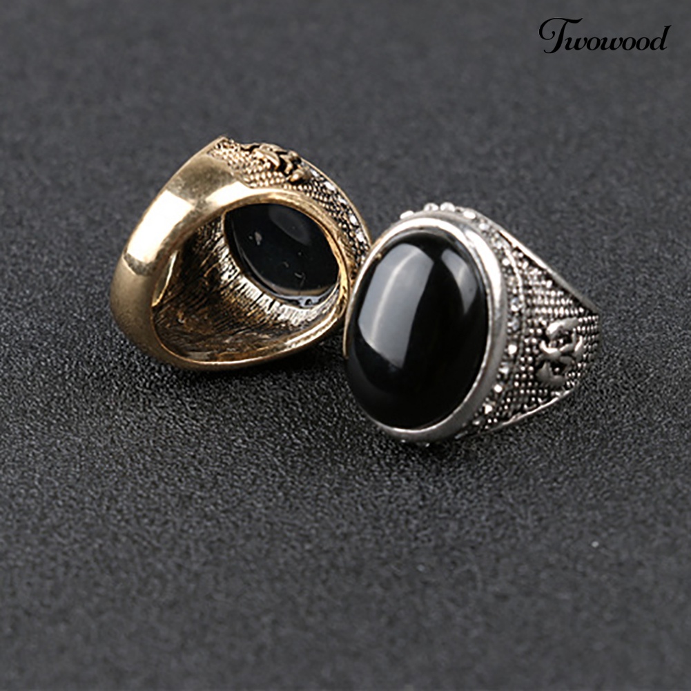 Cincin Pria Aksen Berlian Imitasi Warna Hitam Gaya Vintage Untuk Pesta