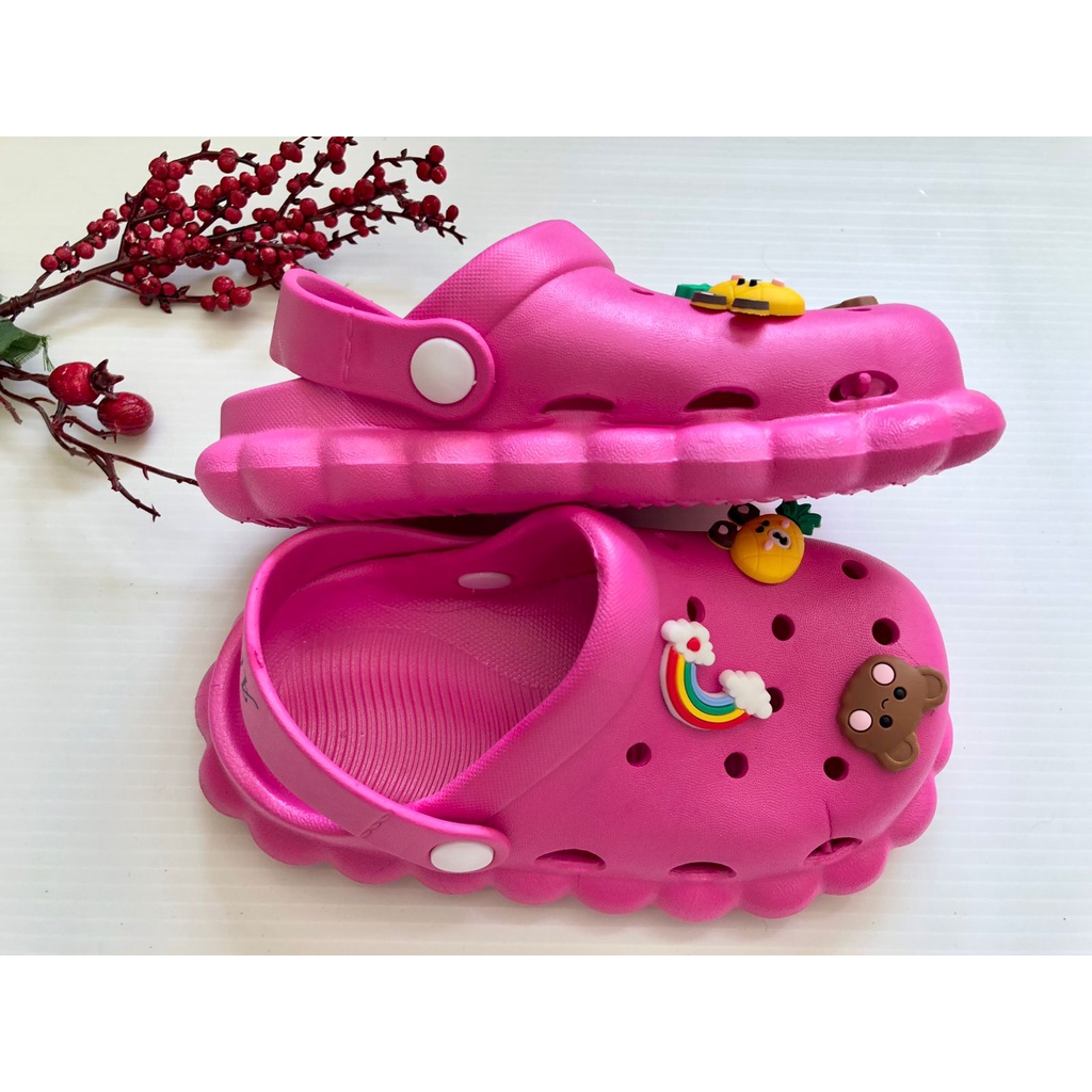 Sandal Sendal Anak Perempuan Usia 2 3 4 Tahun Jibbitz Pelangi Nanas Bahan Karet Import Alina 228-A1