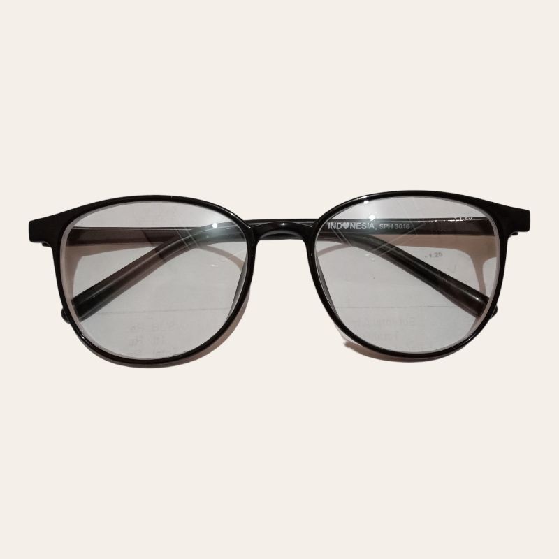 Kacamata Oval Minus 0.5 hingga Minus 4.00