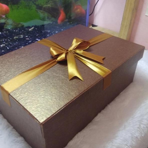 

kotak kado besar/gift box/30x19x10cm/brown diamont