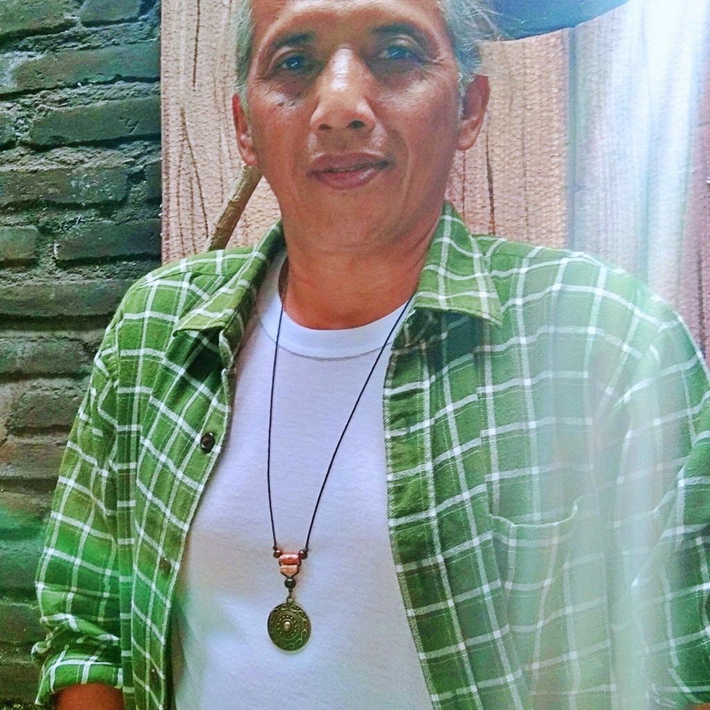 Kalung Pria/Cowok/Laki-laki Keren. Liontin Logam Tameng Charm