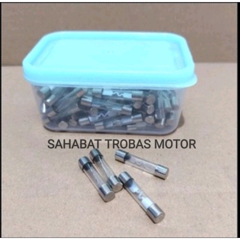 Fuse Sekring Sekering Skring Kaca Botol Tabung 15 A (6x30Mm)