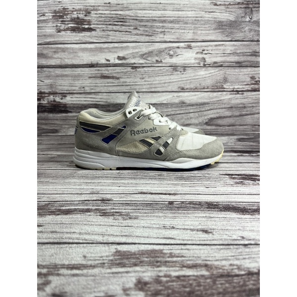 Reebok Ventilator Hexalite