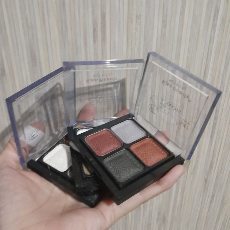 Eyeshadow Pallete Make Up Set Makeup Kosmetik Kecantikan Mata