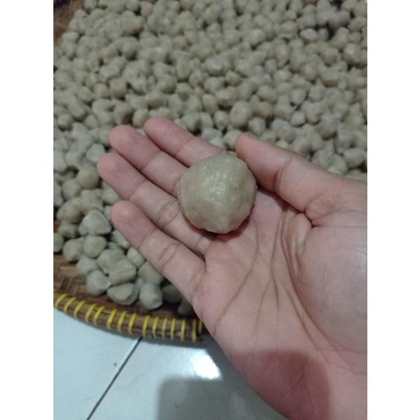 

Baso cilok ayam + sapi, isi urat, isi telur, isi keju