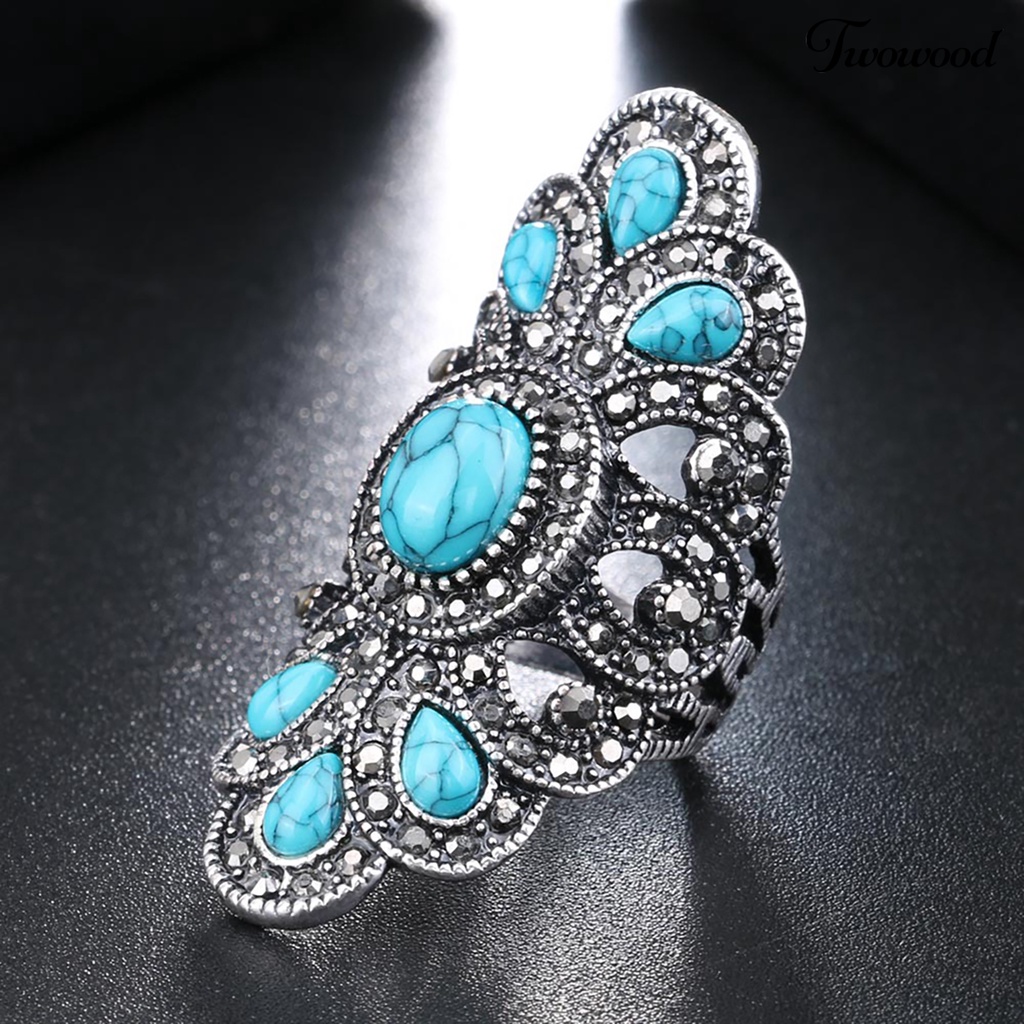 Cincin Berlian Imitasi Model Hollow Simetris Gaya Vintage Untuk Pesta