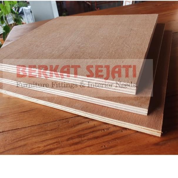 Plywood / Triplek Meranti MC UTY BBCC UT BETTER Furniture Grade 9mm