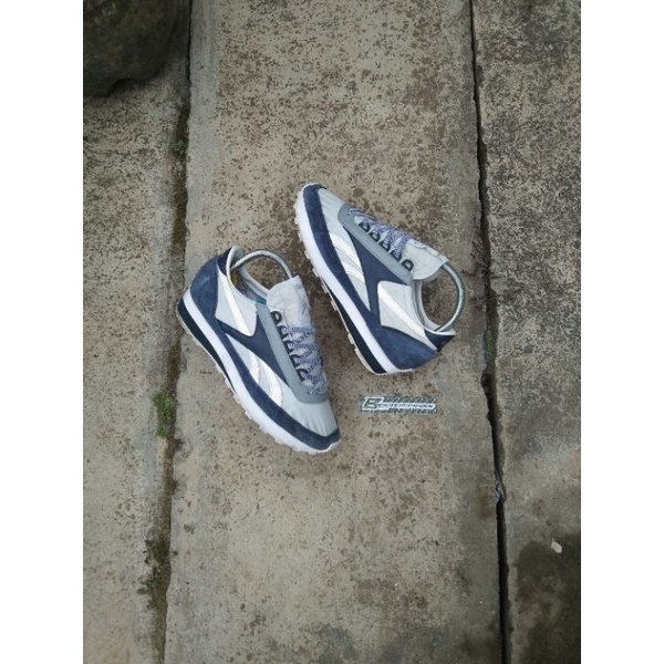 Reebok Aztec Grey Navy