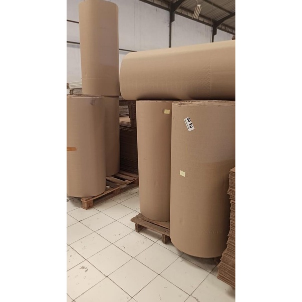 

Karton Lembaran Polos Single Face 1 ROLL Uk. Lebar 120 cm x 35 Meter