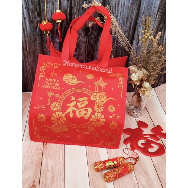 

KANTONG/KAIN SPUND BOND 75 UNTUK KUE / CAKE MERAH SINCIA IMLEK 28x28