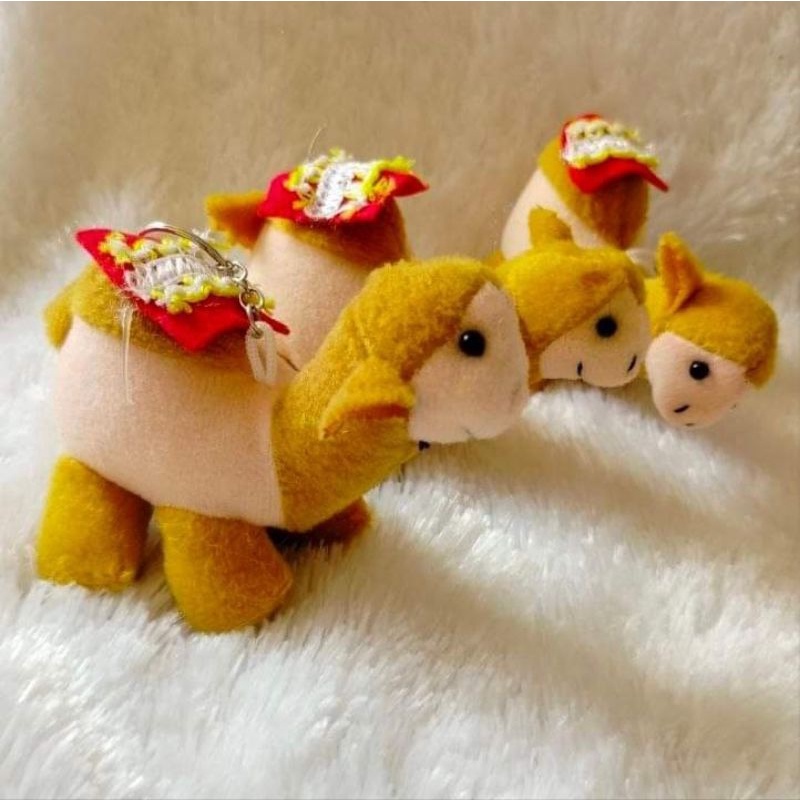 Ganci Gantungan kunci Unta oleh oleh haji dan Umroh @syurgakurma : Grosir oleh oleh haji Medan