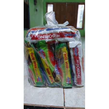 

Promo paket mie sedaap (2 Mie Sedaap Goreng dan 3 Mie Sedaap Soto)
