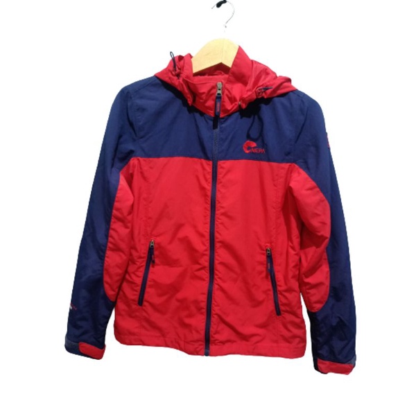 Jaket Parasut nepa preloved