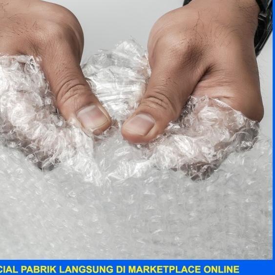 

BUBBLE WRAP ROLL DKM PLUS VARIANT PREMIUM SIZE 125 CM x 50 M - HITAM PREMIUM