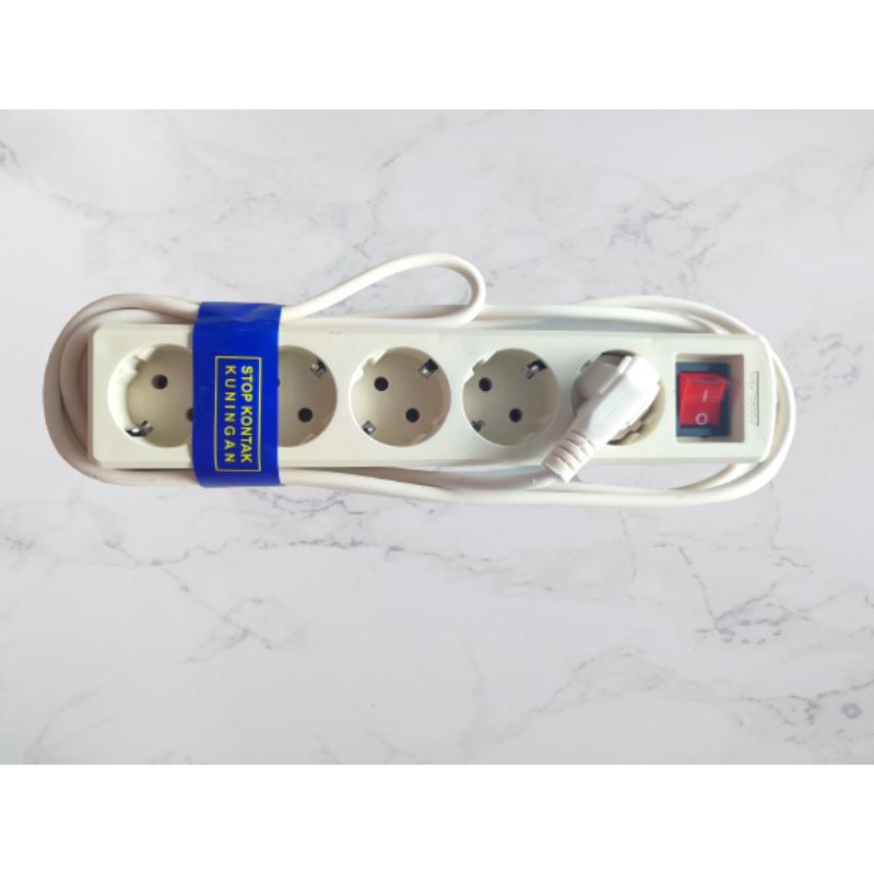 Stop Kontak Kyowa 3 Meter 5 Lubang / Stop Kontak SNI