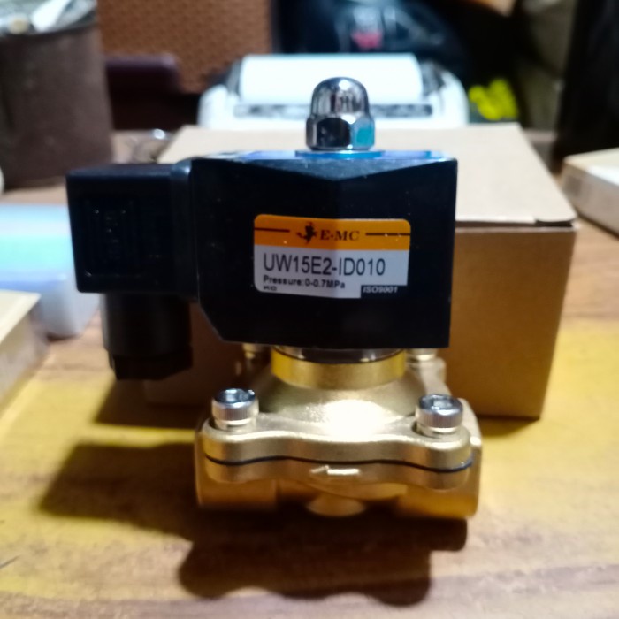 Pneumatik Selenoid Emc 1/2 Inc