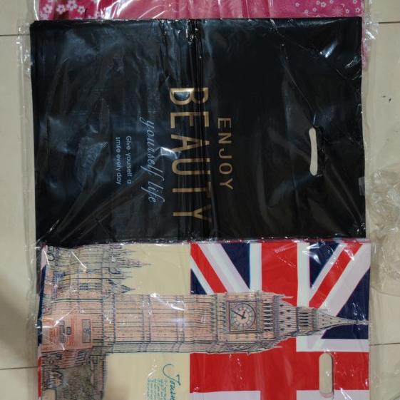 

Plastik Fashion Kresek tas kado Bungkus Non Paperbag