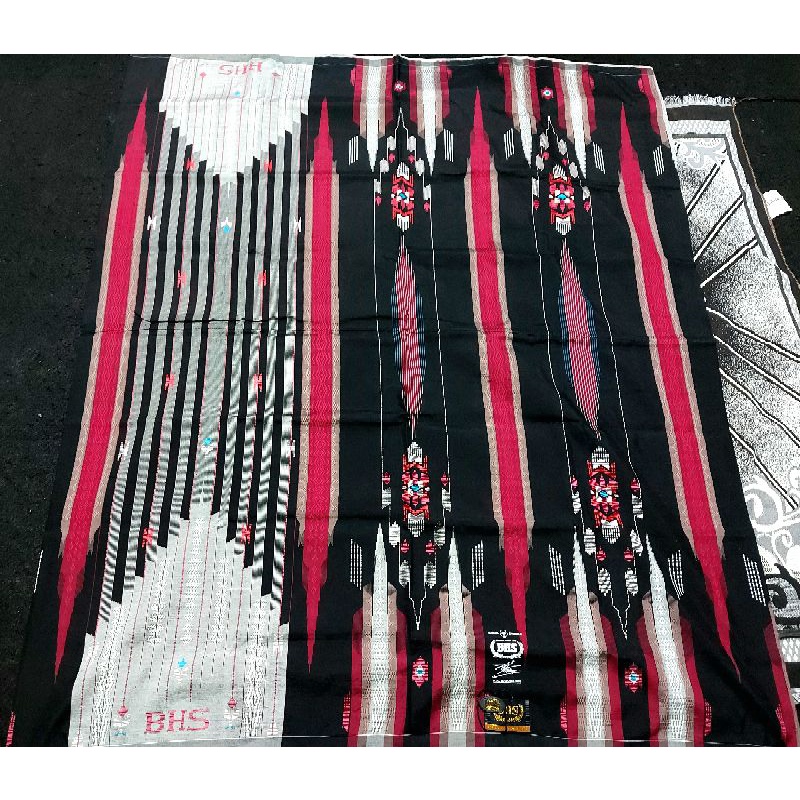 BHS SGC Full Sutra Gold Warna Hitam Corak Merah