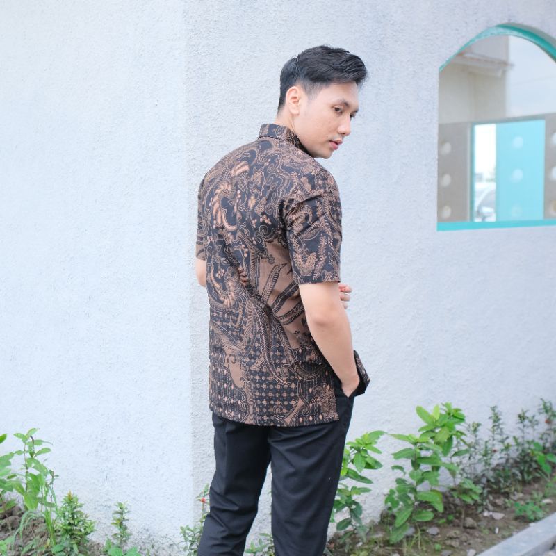 Batik Pria Lengan Pendek S M L XL XXL Kekinian Ngudi