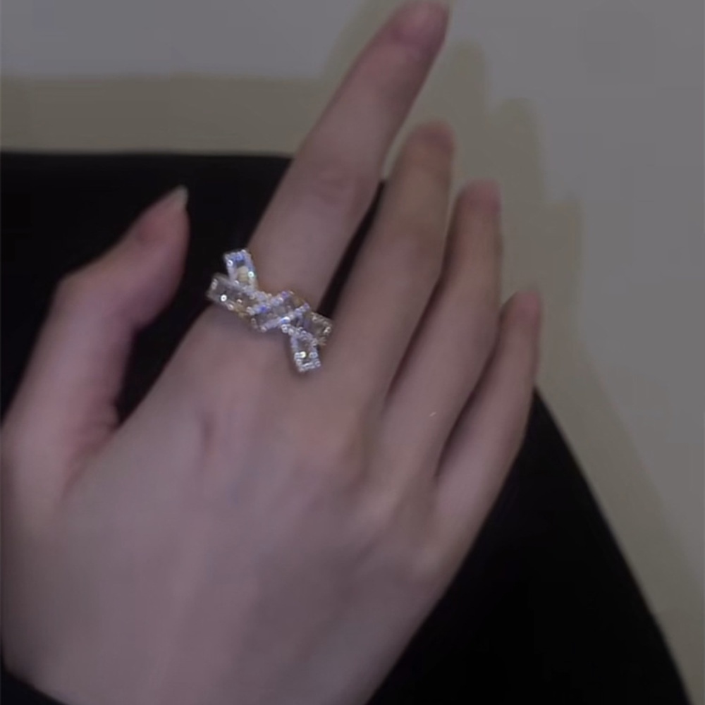 Cincin Model Terbuka Desain Simpul Hias Zircon Gaya Mewah Untuk Wanita
