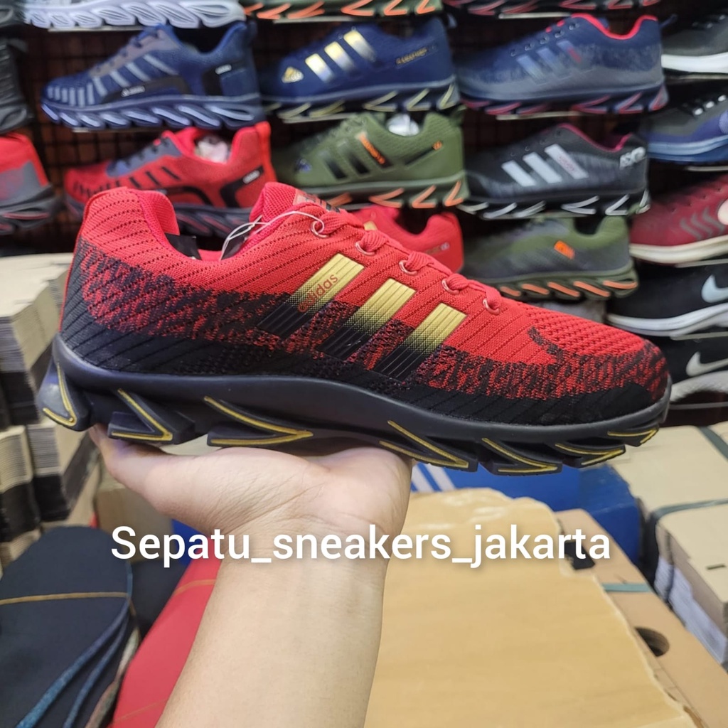 Sepatu Sneakers Running Pria Dewasa Empuk Import Keren Murah Terbaru Ringan Ukuran Size 40 41 42 43 44 Warna Merah