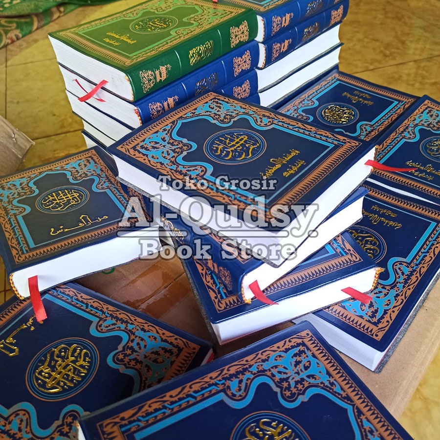 Al Quran Pojok Menara Kudus | Al Quran Menara Kudus Ukuran Tanggung