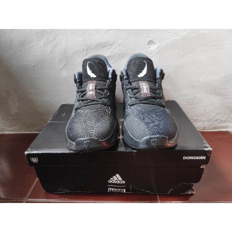 Sepatu Basket Adidas Don Issue 2 Venom Original