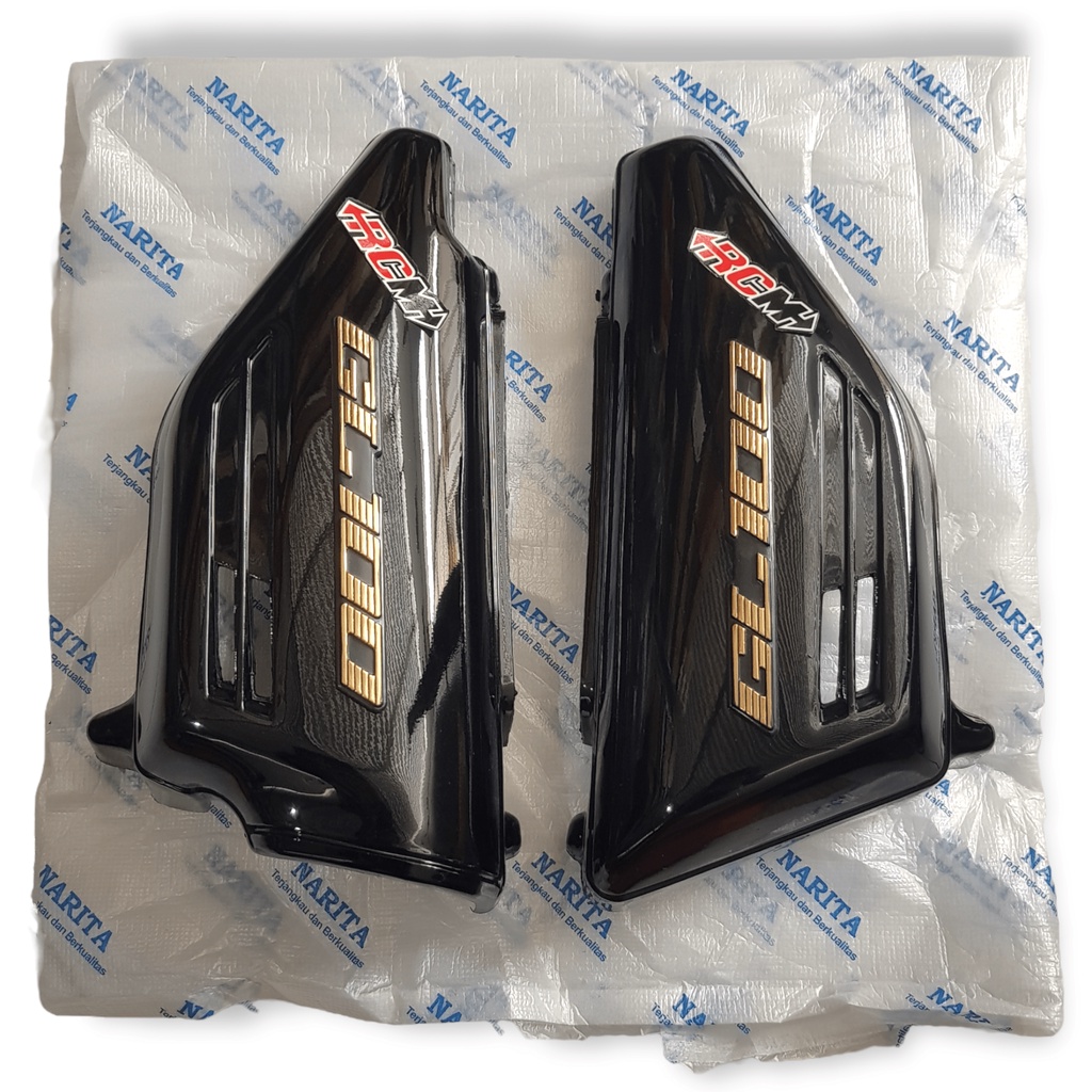 SEPASANG BODY BODI SIDE SAMPING COVER TUTUP BOK BOX AKI ACU ACCU TEPONG KANAN KIRI SDH PLUS PLUSH EMBLEM LOGO HONDA GL100 GL 100 CEPEK HITAM BLACK BEST QUALITY BAHAN TEBAL JAMINAN KUALITAS