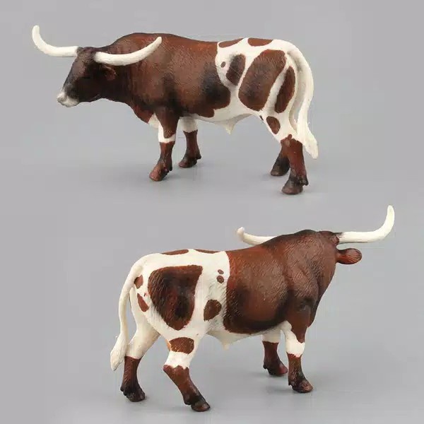 mainan figure banteng / longhorn bull