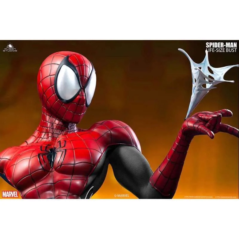 Statue Queen Studios Amazing Spider-man Life Size Bust Red/Black