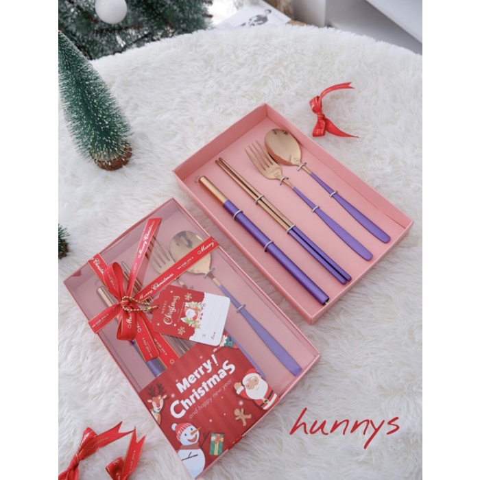 

Souvenir Kado Natal Tahun Baru Paket Set Alat Makan | Hampers Cutlery - PURPLE GOLD