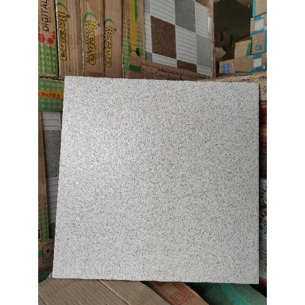 KERAMIK 40X40 ABU MATT BINTIK GRANITO GREY