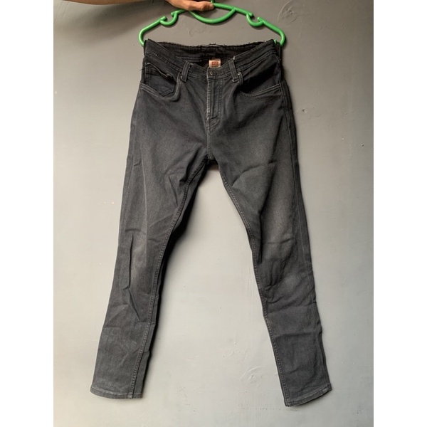 Preloved Celana Jeans Hitam Pria