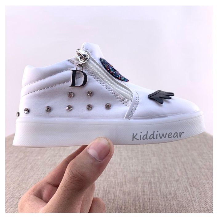 (Kiddiwear) Sepatu Anak Cewe LED Size 31-36