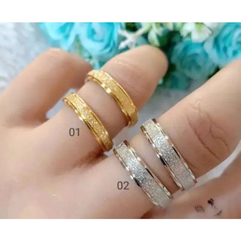 cincin titanium motif pasir  emas warna gold/silver untuk pria dan wanita