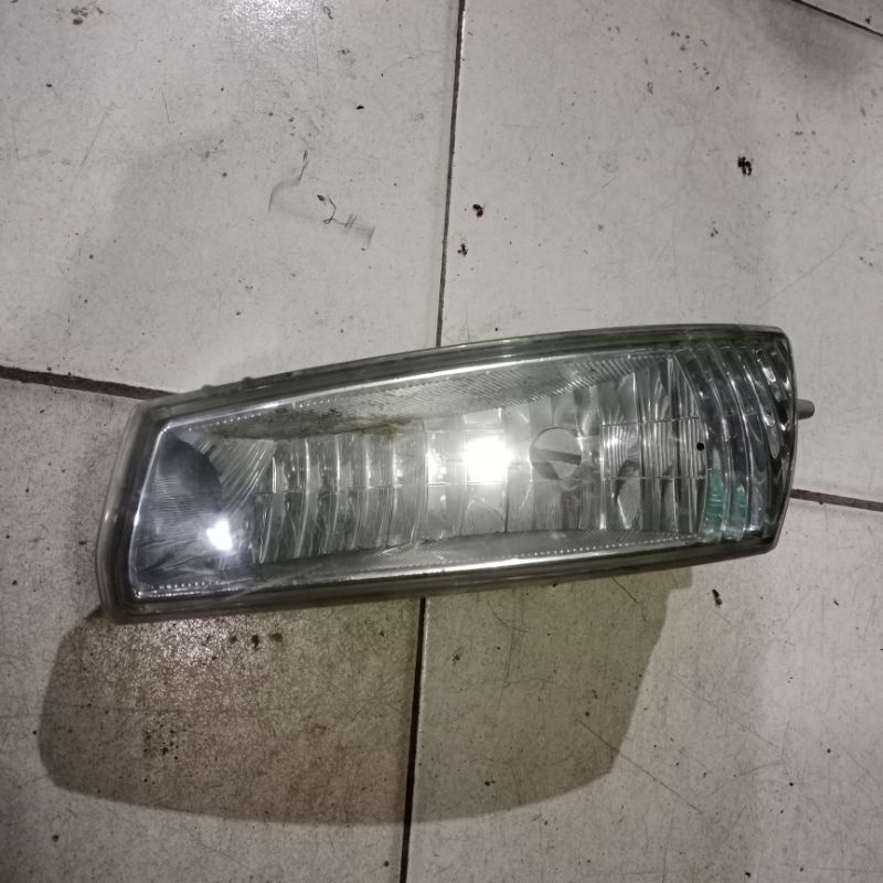 Foglamp Alphard 2004 kiri